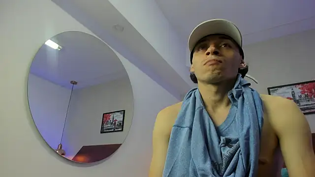 Snapshot of nicollandjhon chatting on 26, 11, 2025 nicollandjhon online show from 26, 11, 2025