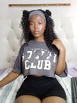 Snapshot of Pixelprincess28 chatting on 17, 10, 2025 Pixelprincess28 online show from 17, 10, 2025