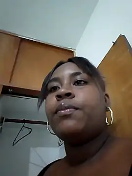 Snapshot of NaomiGrace_ chatting on 12, 10, 2025 NaomiGrace online show from 12, 10, 2025