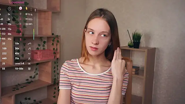 Snapshot of IveyColley chatting on 7, 11, 2025 IveyColley online show from 7, 11, 2025