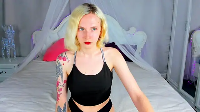 LikiLips online show from 10, 4, 2026