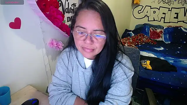 Miss  kendra  online show from 14, 4, 2026