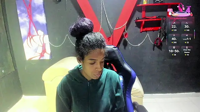 Snapshot of thianahorny chatting on 22, 6, 2026 thianahorny online show from 22, 6, 2026