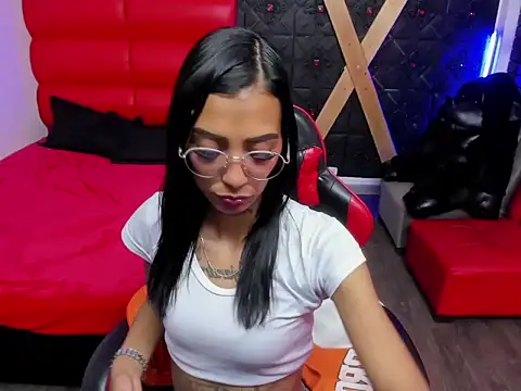 KarlaSlutSkinny   online show from 11, 4, 2026