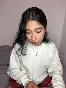 Snapshot of Ariasex_ chatting on 11, 10, 2025 Ariasex online show from 11, 10, 2025