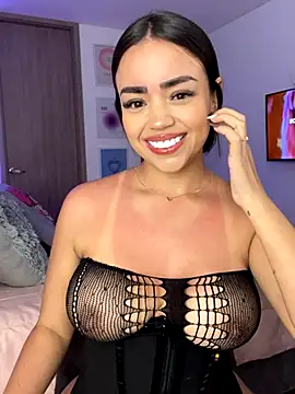 Snapshot of Sam_Torres chatting on 12, 10, 2025 Sam Torres online show from 12, 10, 2025