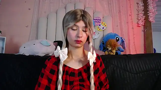 SweetRenata  online show from 7, 4, 2026