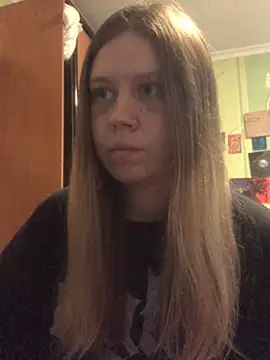 LunaVirelle online show from 1, 11, 2025