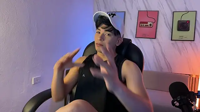 Snapshot of David_Nova chatting on 26, 11, 2025 David Nova online show from 26, 11, 2025