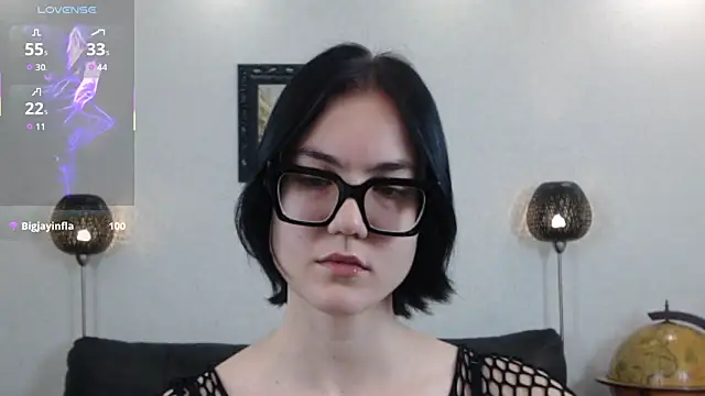 Marie Fitch online show from 25, 11, 2025