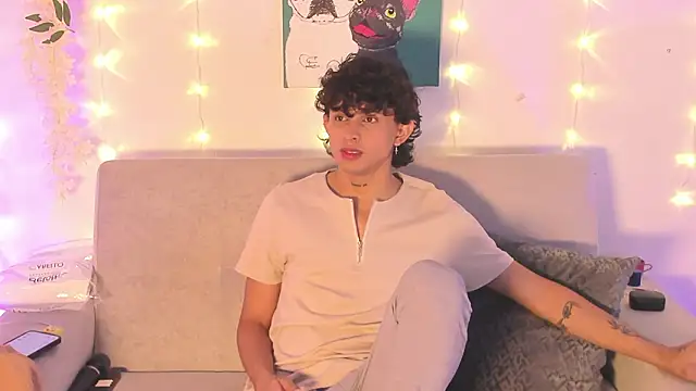 Snapshot of lua_boy chatting on 15, 3, 2026 lua boy online show from 15, 3, 2026