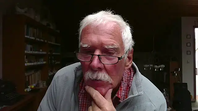 super-snoopy online show from 14, 9, 2025