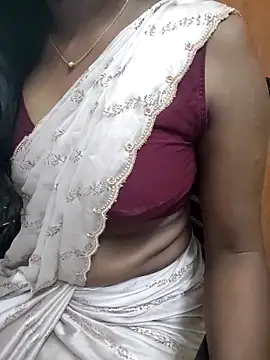 Snapshot of Tamilmallu-duskygirl03 chatting on 28, 2, 2026 Tamilmallu-duskygirl03 online show from 28, 2, 2026