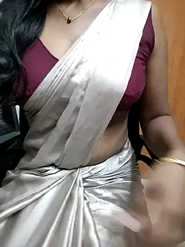 Snapshot of Tamilmallu-duskygirl03 chatting on 9, 3, 2026 Tamilmallu-duskygirl03 online show from 9, 3, 2026