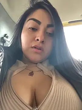 Victoria Jonhss online show from 30, 10, 2025