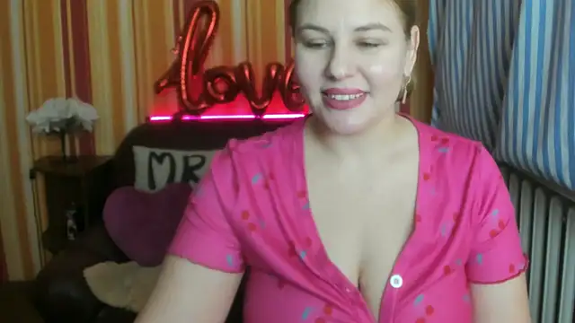 Snapshot of Passion-Blondy chatting on 15, 12, 2024 Passion-Blondy online show from 15, 12, 2024