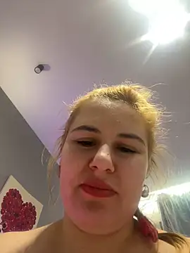 Snapshot of Passion-Blondy chatting on 20, 3, 2025 Passion-Blondy online show from 20, 3, 2025