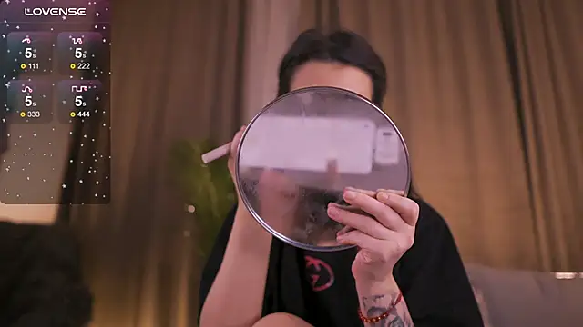 JessicaVerse online show from 15, 4, 2026