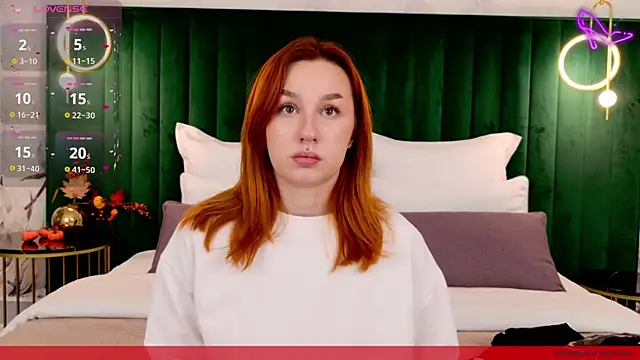 ClaireMathis online show from 9, 11, 2025