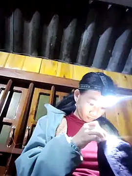 gio-thu online show from 10, 11, 2025