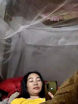 Snapshot of gio-thu chatting on 25, 4, 2026 gio-thu online show from 25, 4, 2026