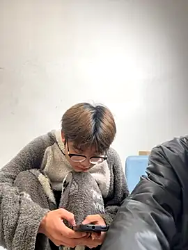 Snapshot of KK-cuteboy chatting on 11, 11, 2025 KK-cuteboy online show from 11, 11, 2025