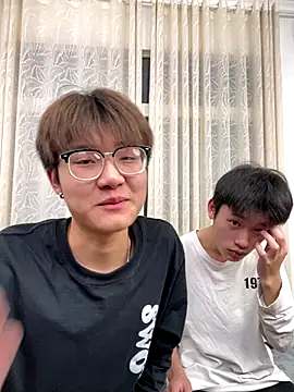 Snapshot of KK-cuteboy chatting on 18, 11, 2025 KK-cuteboy online show from 18, 11, 2025