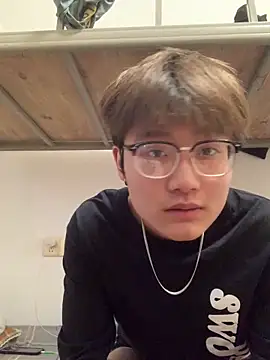 Snapshot of KK-cuteboy chatting on 29, 11, 2025 KK-cuteboy online show from 29, 11, 2025