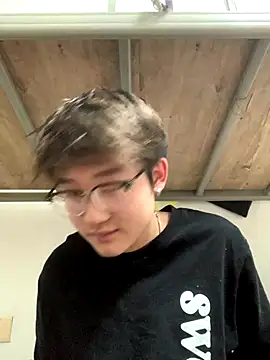 Snapshot of KK-cuteboy chatting on 30, 11, 2025 KK-cuteboy online show from 30, 11, 2025