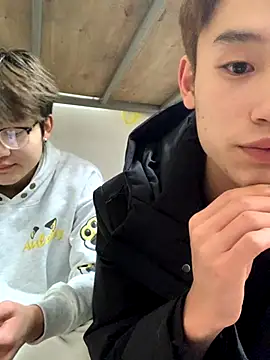 Snapshot of KK-cuteboy chatting on 1, 12, 2025 KK-cuteboy online show from 1, 12, 2025