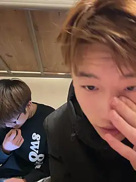 Snapshot of KK-cuteboy chatting on 3, 12, 2025 KK-cuteboy online show from 3, 12, 2025