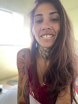 Snapshot of casalskunk chatting on 11, 10, 2025 casalskunk online show from 11, 10, 2025