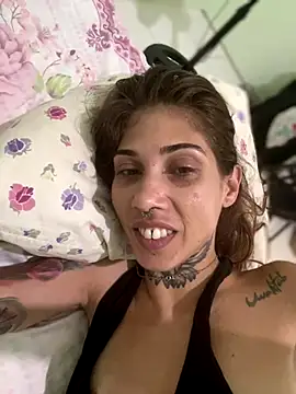 Snapshot of casalskunk chatting on 3, 12, 2025 casalskunk online show from 3, 12, 2025