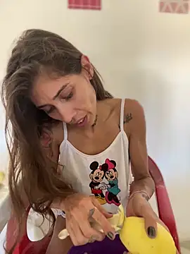 Snapshot of casalskunk chatting on 20, 12, 2025 casalskunk online show from 20, 12, 2025