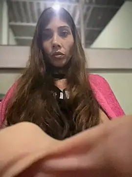 Snapshot of casalskunk chatting on 7, 6, 2026 casalskunk online show from 7, 6, 2026