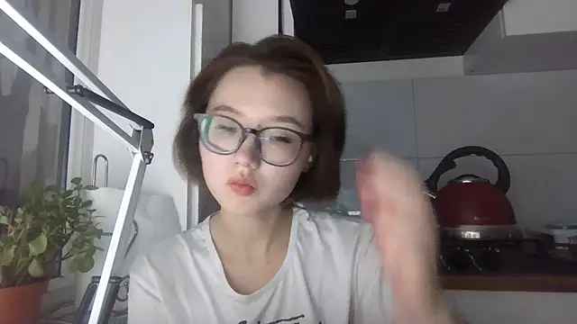 Snapshot of LilyTaylors chatting on 17, 10, 2025 LilyTaylors online show from 17, 10, 2025