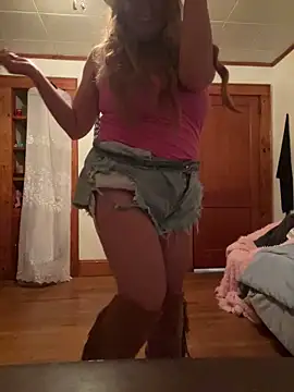 SugarMilkandHoney online show from 14, 11, 2025