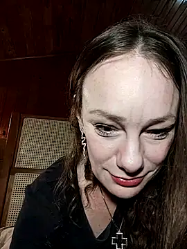 JulieSqualor81 online show from 27, 3, 2026