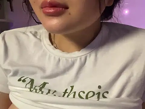 Snapshot of BeChinh_Lee chatting on 29, 5, 2026 BeChinh Lee online show from 29, 5, 2026