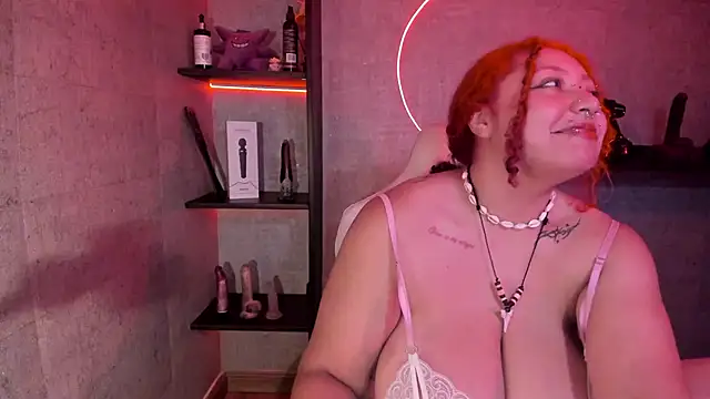 Snapshot of irisfeitan chatting on 13, 10, 2025 irisfeitan online show from 13, 10, 2025