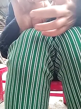 Snapshot of Zerin_nova chatting on 16, 12, 2025 Zerin nova online show from 16, 12, 2025