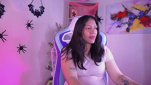 Snapshot of Cielo_Andrade chatting on 20, 10, 2025 Cielo Andrade online show from 20, 10, 2025