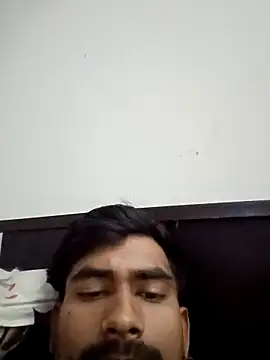 Snapshot of siddBus chatting on 13, 11, 2025 siddBus online show from 13, 11, 2025