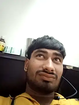 Snapshot of siddBus chatting on 14, 11, 2025 siddBus online show from 14, 11, 2025