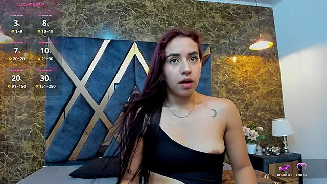 Vittoria Conti  online show from 11, 4, 2026