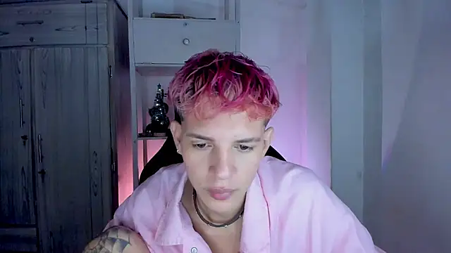 tylernova online show from 14, 12, 2025