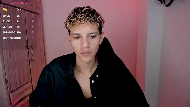 tylernova online show from 30, 3, 2026