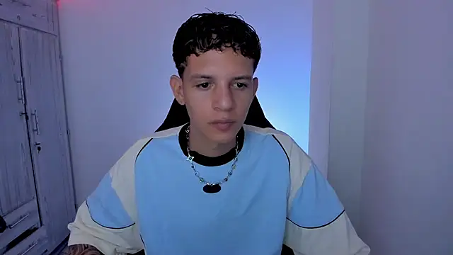 Snapshot of tylernova chatting on 23, 4, 2026 tylernova online show from 23, 4, 2026