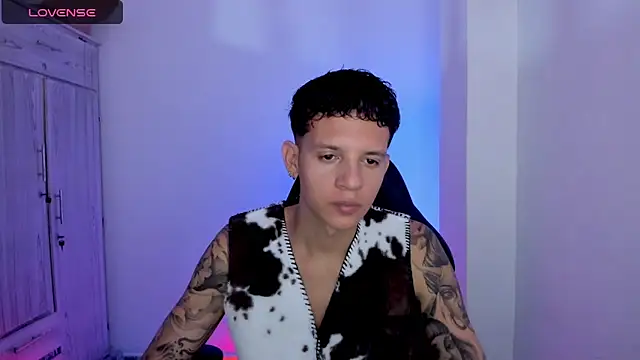 Snapshot of tylernova chatting on 29, 5, 2026 tylernova online show from 29, 5, 2026