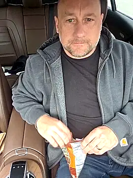 akstr8 online show from 5, 4, 2026